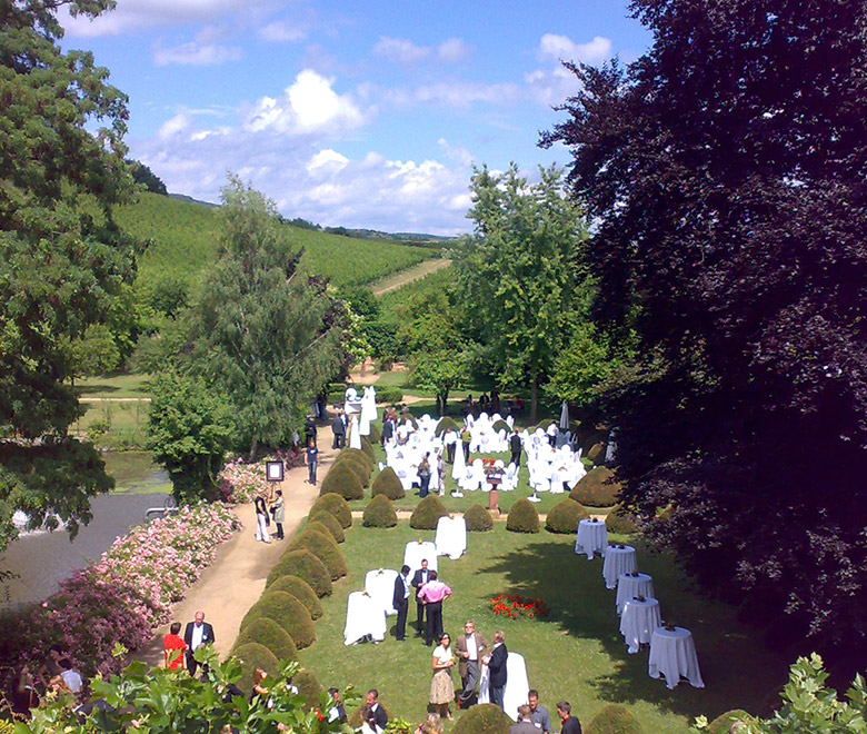 Destination Wedding At Vollrads Castle In Germany